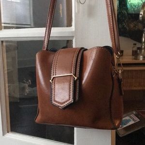 Classic Tri Pocket Faux Leather Purse